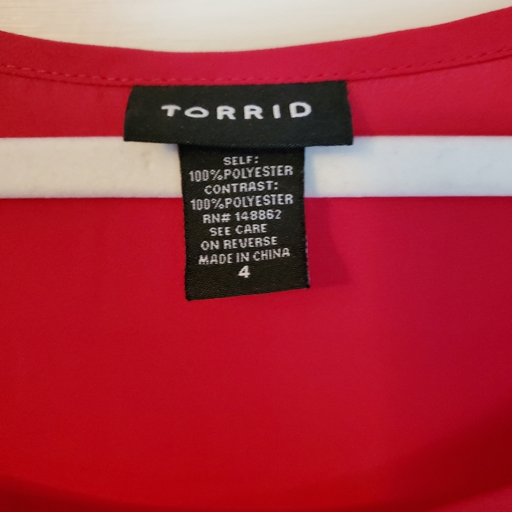 TORRID RASPBERRY RAGLAN BLOUSE - Picture 5 of 6